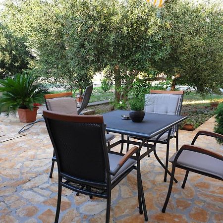 Apartment Mira Trogir Luaran gambar